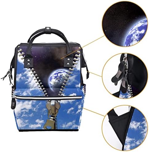 Guerotkr putuju ruksak, vreća pelena, vrećice s pelena s ruksacima, plavo nebo i bijeli oblaci svemir Zemljini zatvarač